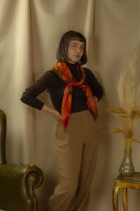 PHOTO carre modal ESTHER RUBIS - photo porté