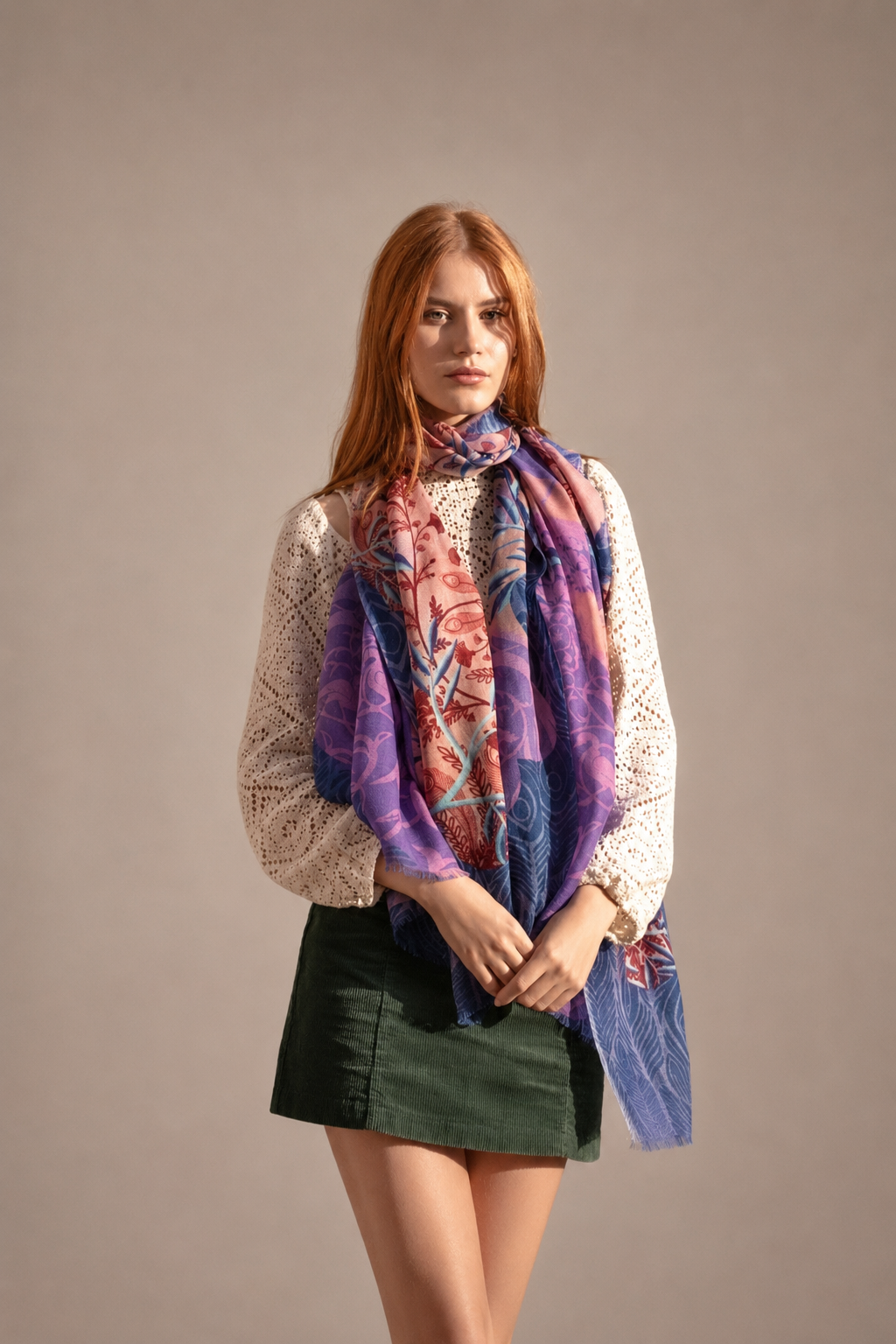 grande écharpe cachemire ISPAHAN COBALT – Image 3